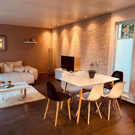 4 Zimmer 11 Personen Wohnung Garten Terrasse Grill 2 Badezimmer Wuppertal Ngoại thất bức ảnh