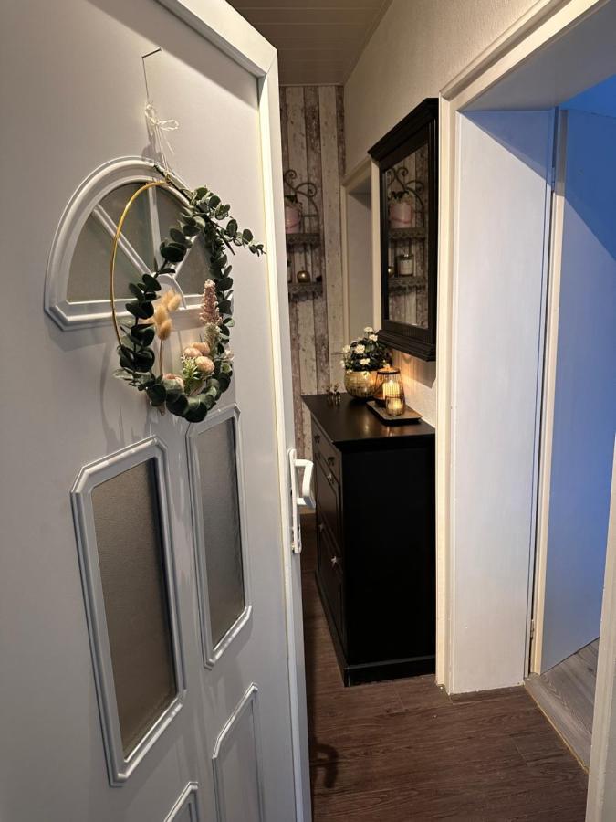 4 Zimmer 11 Personen Wohnung Garten Terrasse Grill 2 Badezimmer Wuppertal Ngoại thất bức ảnh