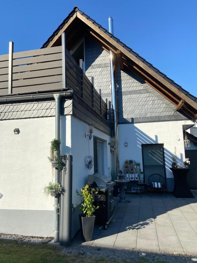 4 Zimmer 11 Personen Wohnung Garten Terrasse Grill 2 Badezimmer Wuppertal Ngoại thất bức ảnh